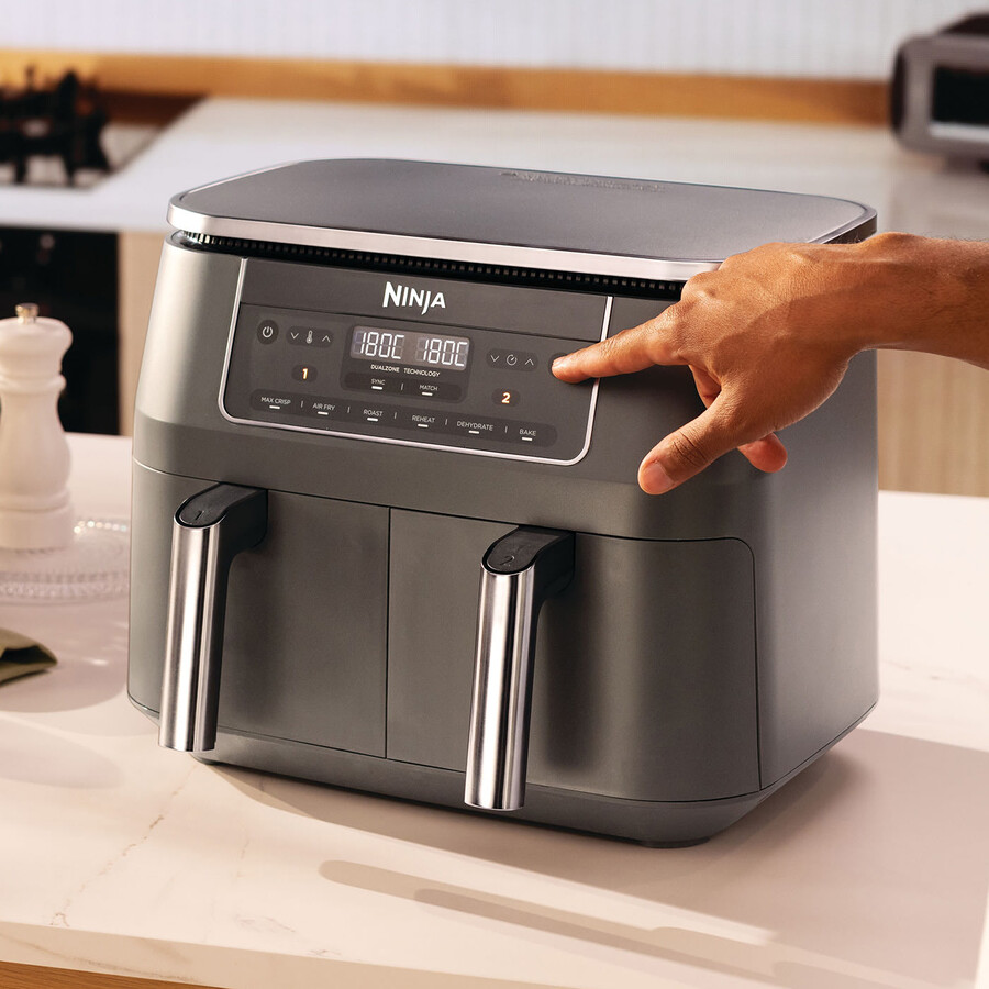 ninja 6-in-1 dual zone air fryer 7.6l dz300uk