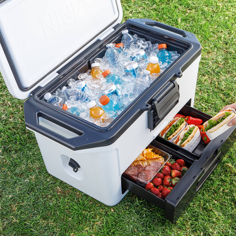 ninja frostvault 50qt47l hard cooler - cloud white fb151ukwh