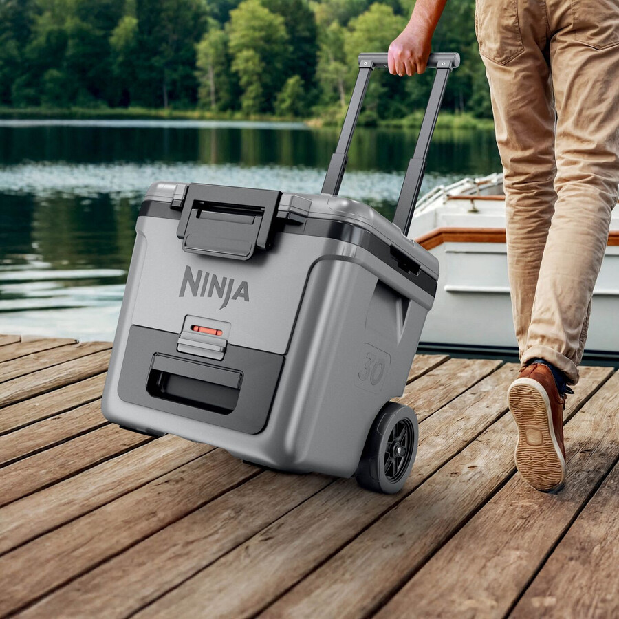 ninja frostvault 30qt28l wheeled cooler with dry zone slate grey fb230ukgy