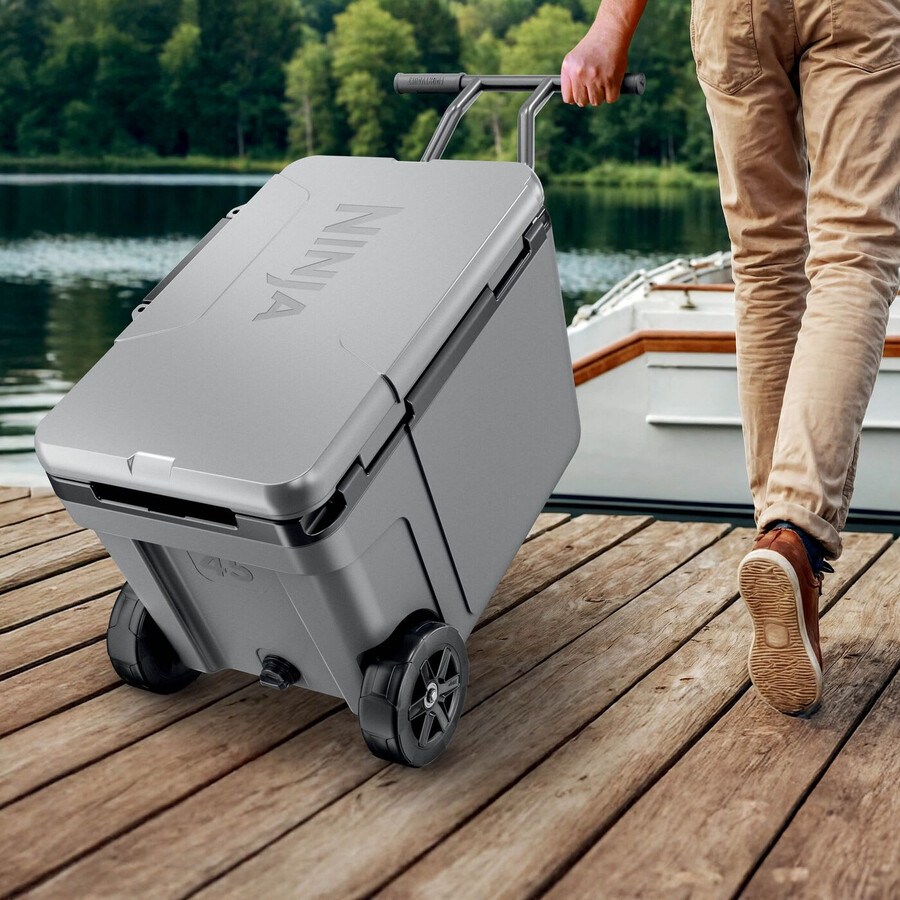 ninja frostvault 45qt42l wheeled cooler with dry zone slate grey fb245ukgy