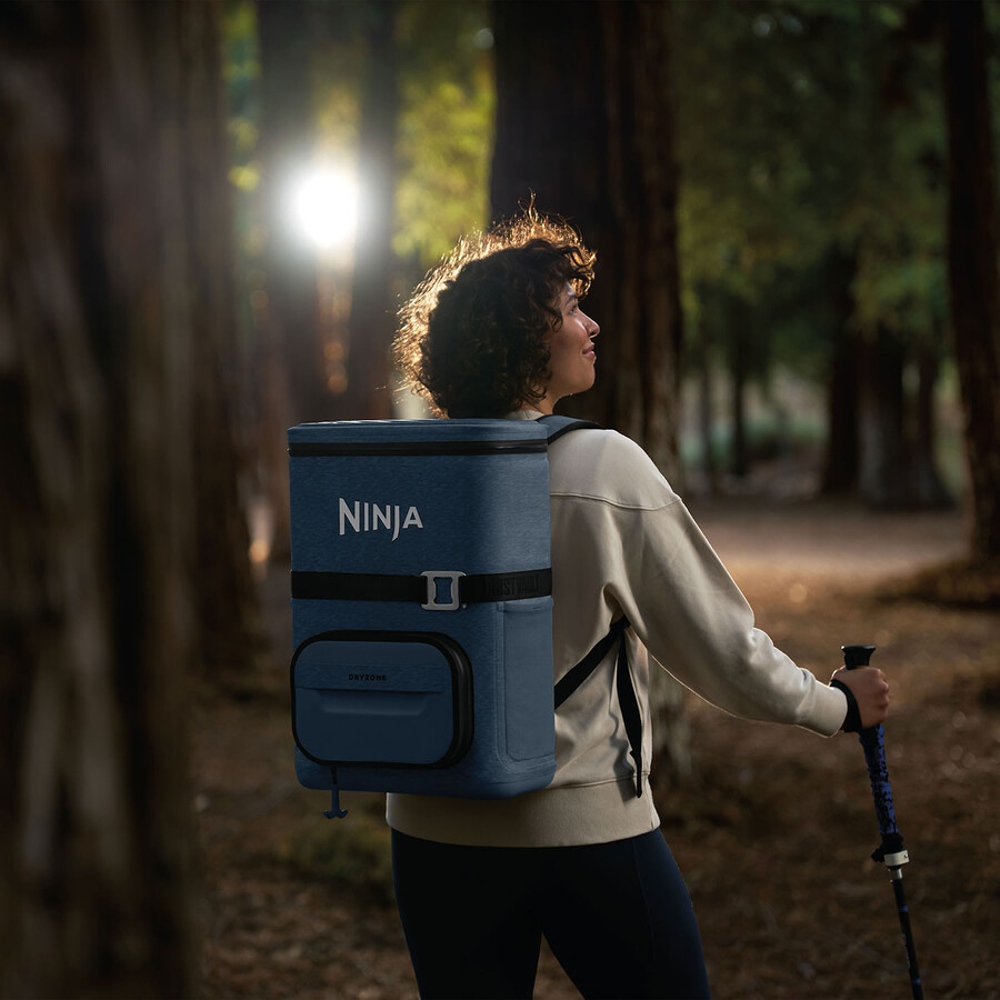 ninja frostvault go 17 litre 24-can backpack soft cooler - lakeshore blue