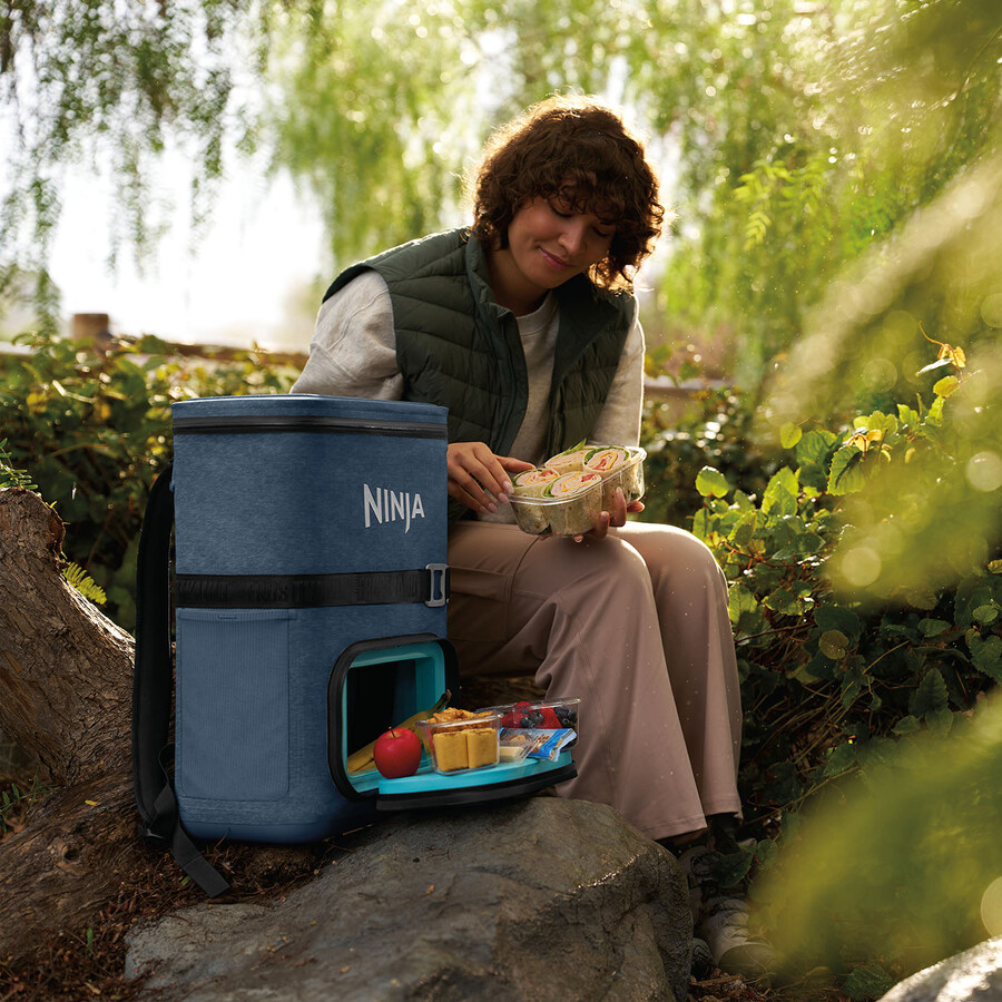 ninja frostvault go 17 litre 24-can backpack soft cooler - lakeshore blue