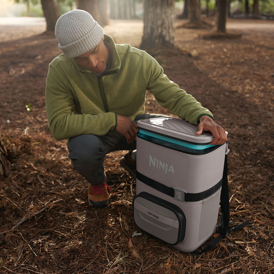 ninja frostvault go 23 litre 36-can backpack soft cooler - birch beige