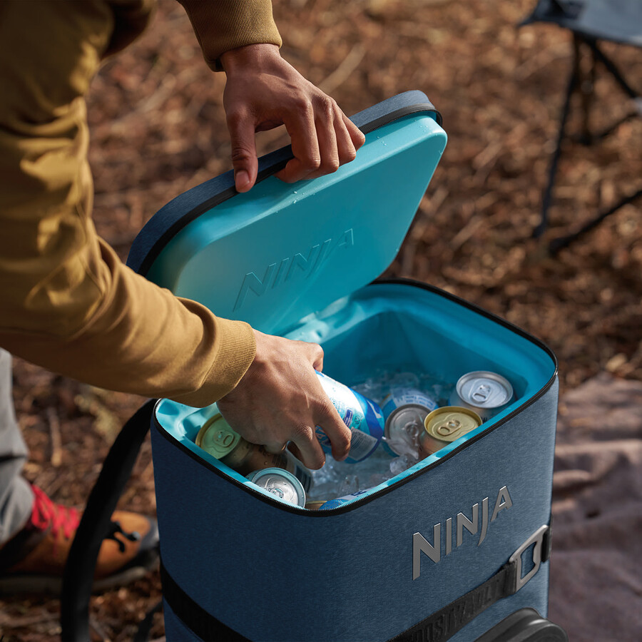ninja frostvault go 23 litre 36-can backpack soft cooler - lakeshore blue