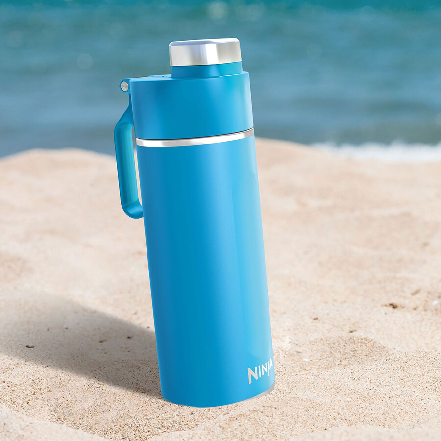 ninja thirsti 700 ml travel bottle – tropical blue dw2401euuksb
