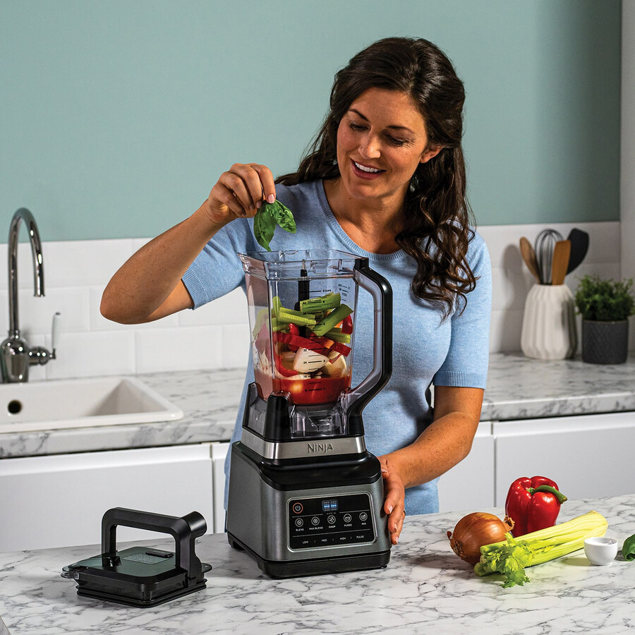 ninja 3-in-1 food processor with auto-iq bn800uk
