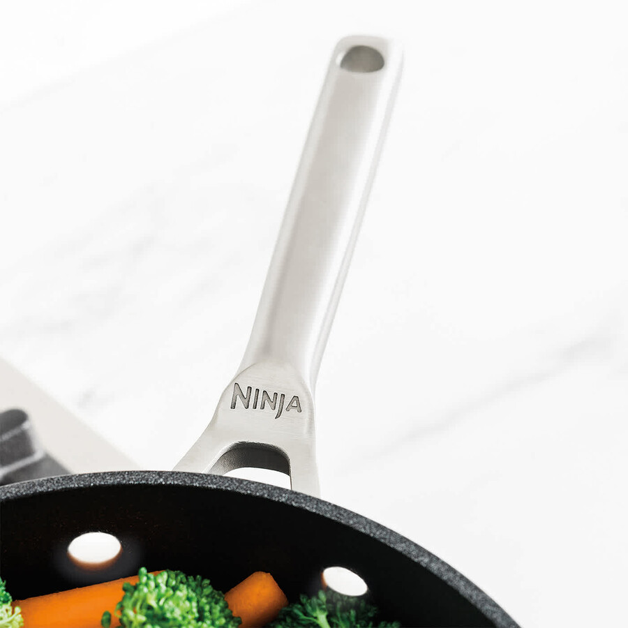 ninja zerostick stackable 2-piece frying pan set 20cm26cm – c52000uk