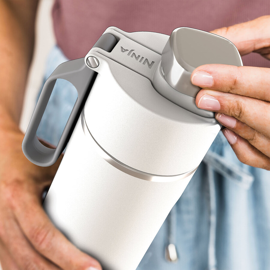 ninja thirsti 530 ml travel bottle – white dw1801euukwh