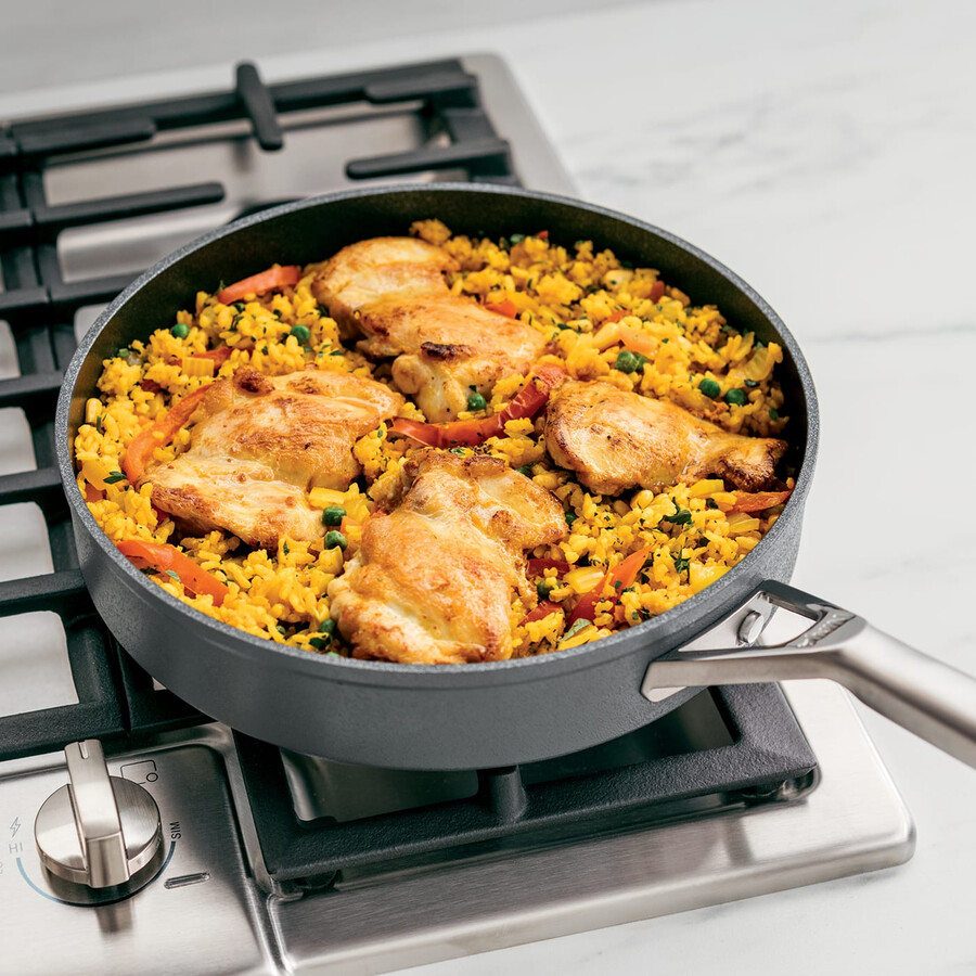 ninja zerostick 26cm sauté pan with lid c30126uk