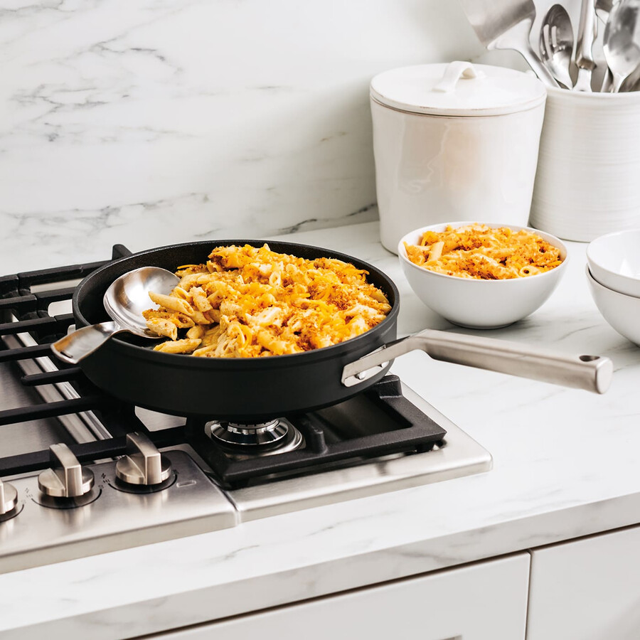 ninja zerostick 26cm sauté pan with lid c30126uk